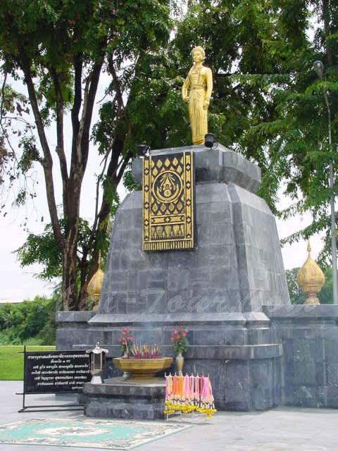 Shrine of King Naresuan the Great, Phitsanulok