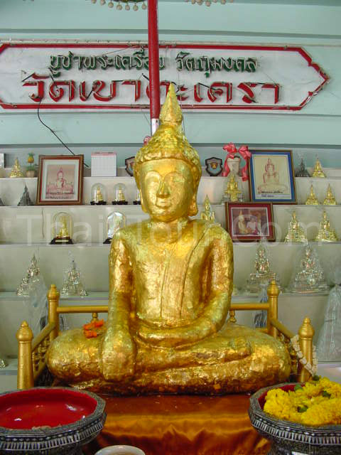 Wat Khao Takhrao, Phetchaburi