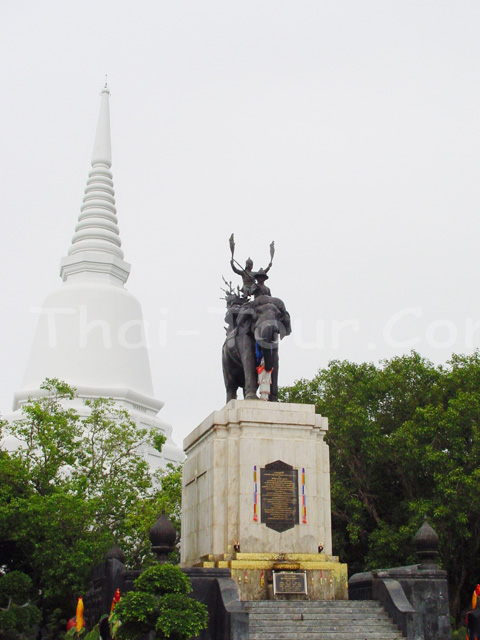 Monument of The Great King Narasuan