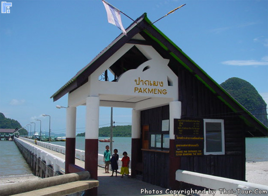 Pakmeng Pier