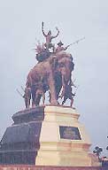 Si Suriyothai Monument