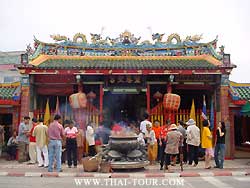 Chao Mae Lim Kor Niew Shrine