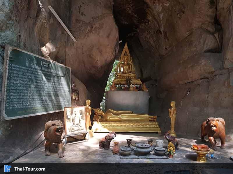 พระพุทธรูปประจำพื้นที่ .... อ่านต่อได้ที่ : https://www.thai-tour.com/place/nakhonratchasima/sikhio/461