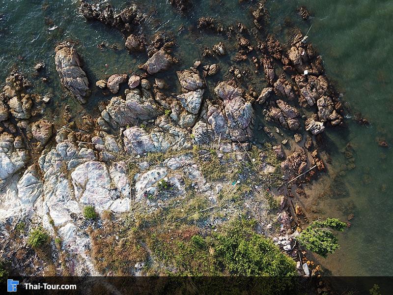 ภาพมุมสูง ลานหินสีชมพู เกาะเปริด