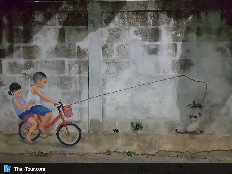 ภาพเด็กปั่นจักรยาน