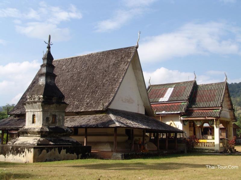 Wat Pho Chai Na Phung, Loei