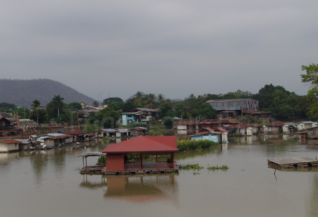 Rafts on Sakae Krang River, Uthaithani