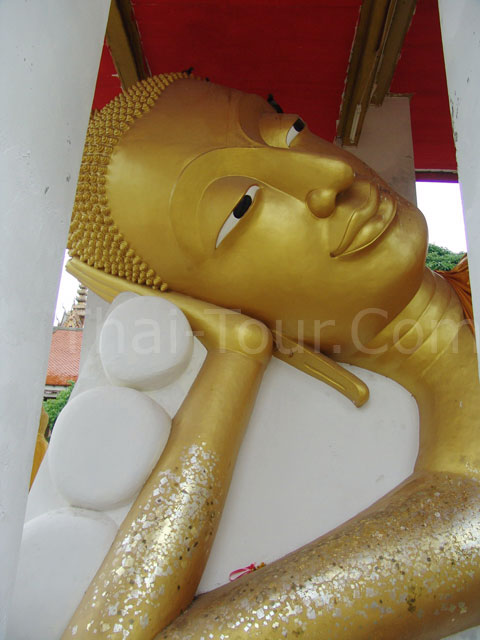 Wat Ratpuksee, Angthong