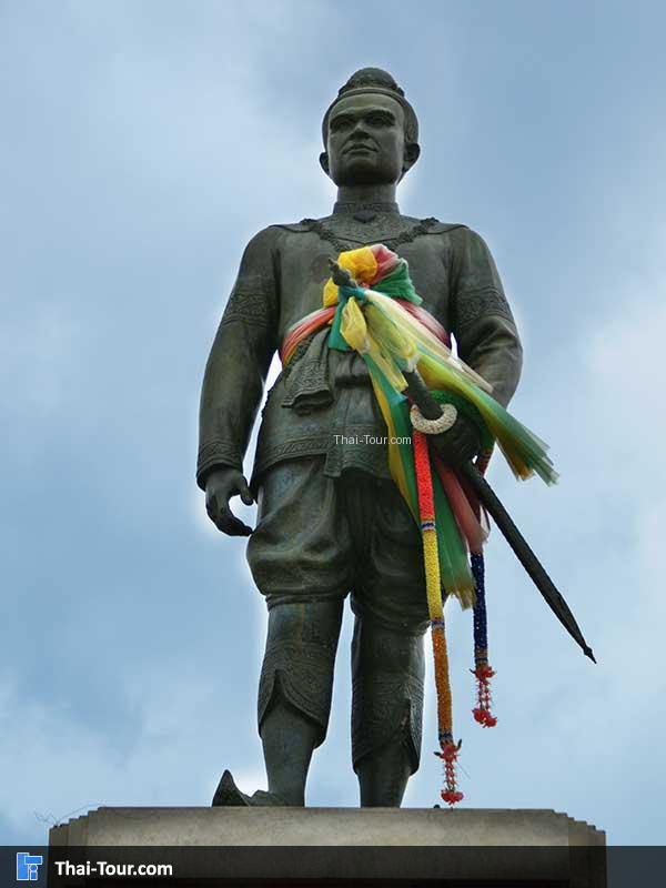 พระบรมราชานุสาวรีย์พระเจ้าอู่ทอง