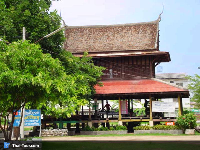 ศาลาทรงไทย