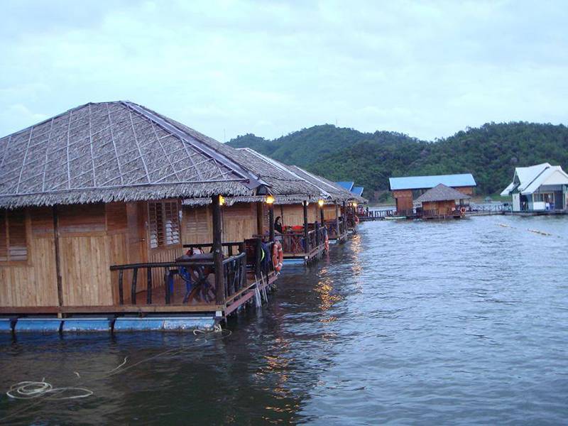 ไทรโยค ริเวอร์ เฮาส์