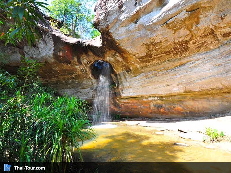 น้ำตกแสงจันทร์