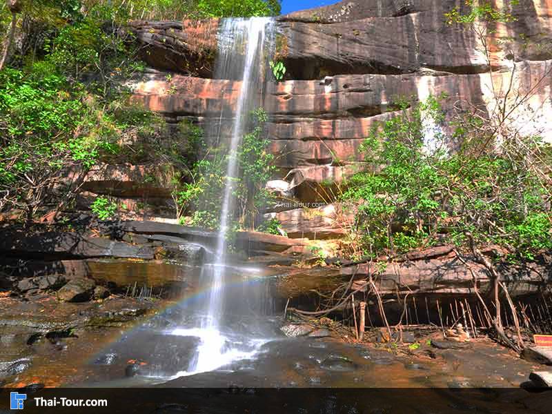 น้ำตกสร้อยสวรรค์