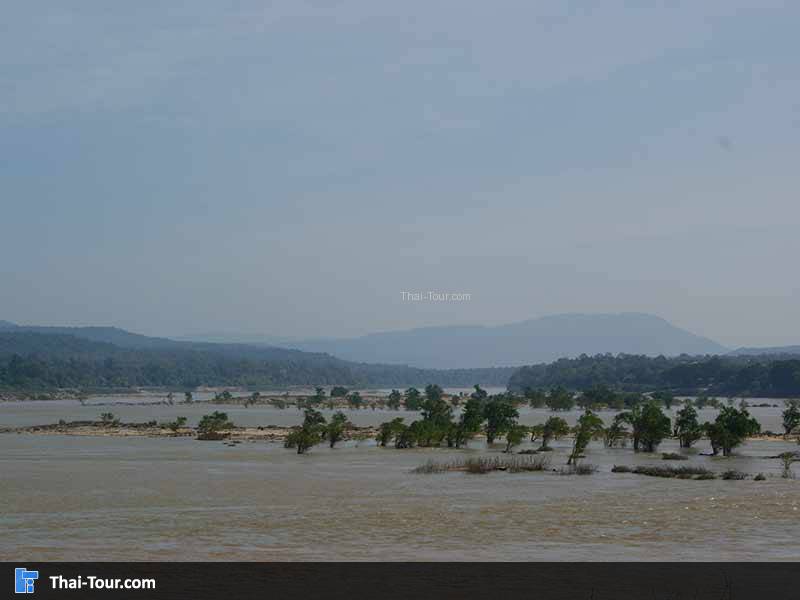 แม่น้ำสองสี