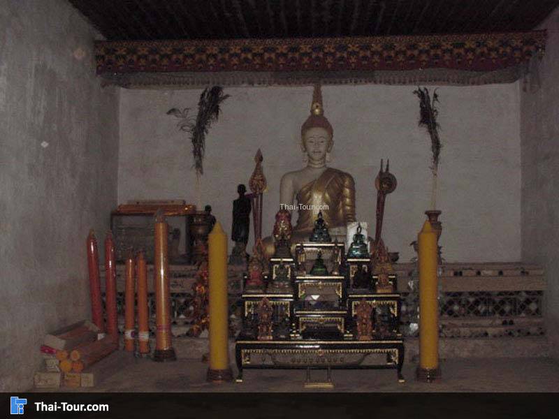 พระในวิหาร