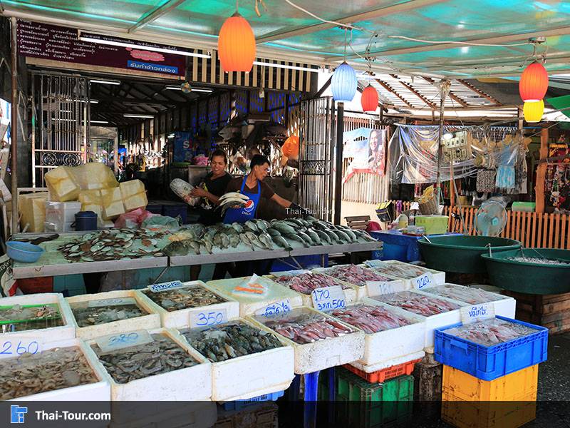 ตลาดบ้านเพ