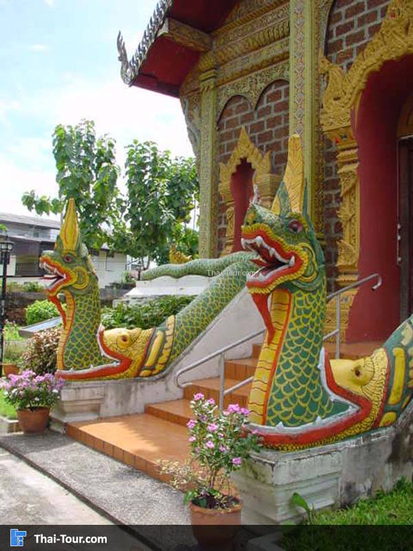 วิหารหลวงพลนคร ภายในมีพระเจ้าแสนหลวง