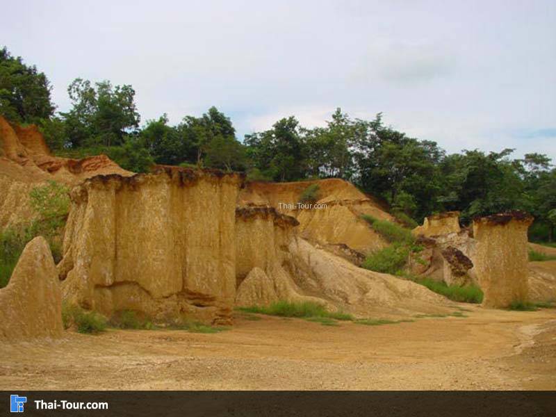 แพะเมืองผี