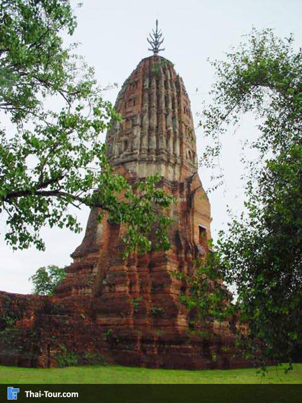 พระปรางค์ ที่ที่ค้นพบพระผงฯ