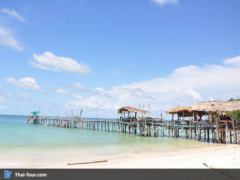 อ่าวลุงดำ