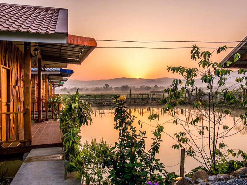 เรือนไม้ รีสอร์ท นาน้อย