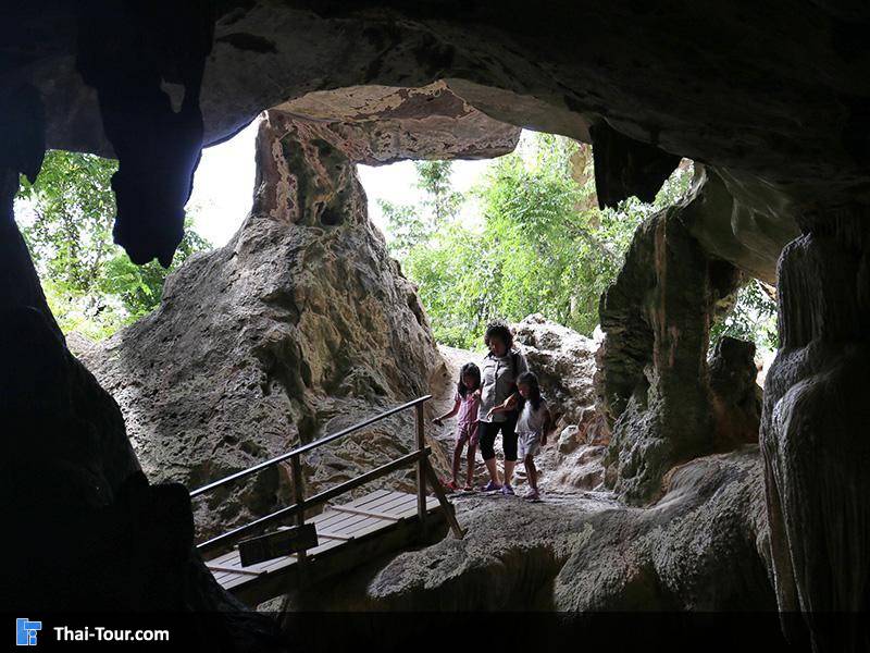 ทางเดินภายในถ้ำ