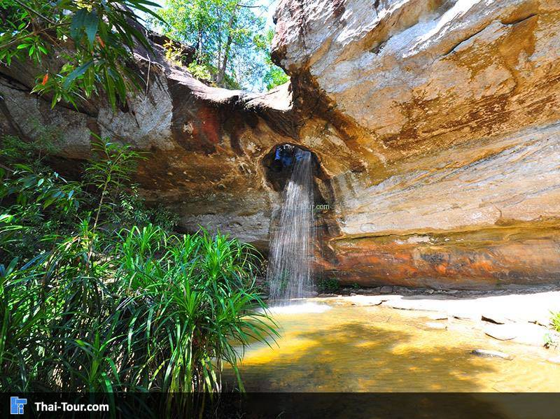 น้ำตกแสงจันทร์