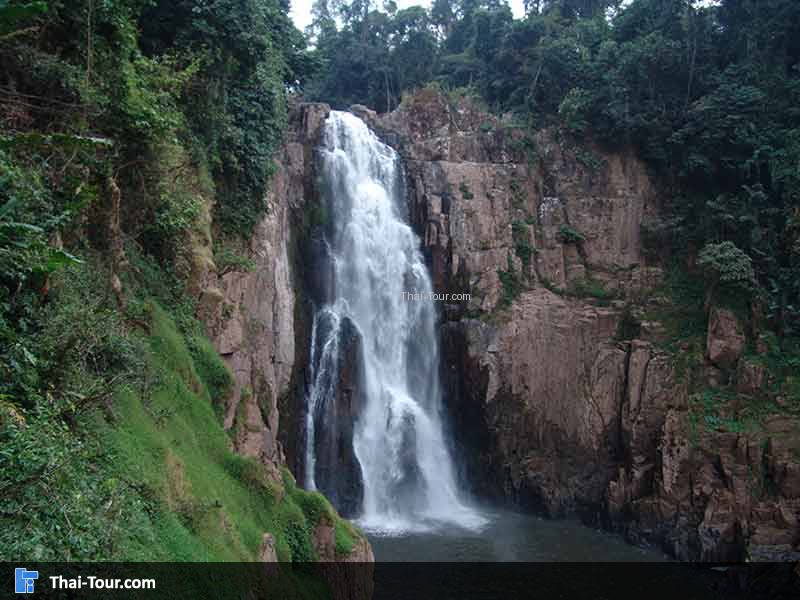 น้ำตกเหวนรก