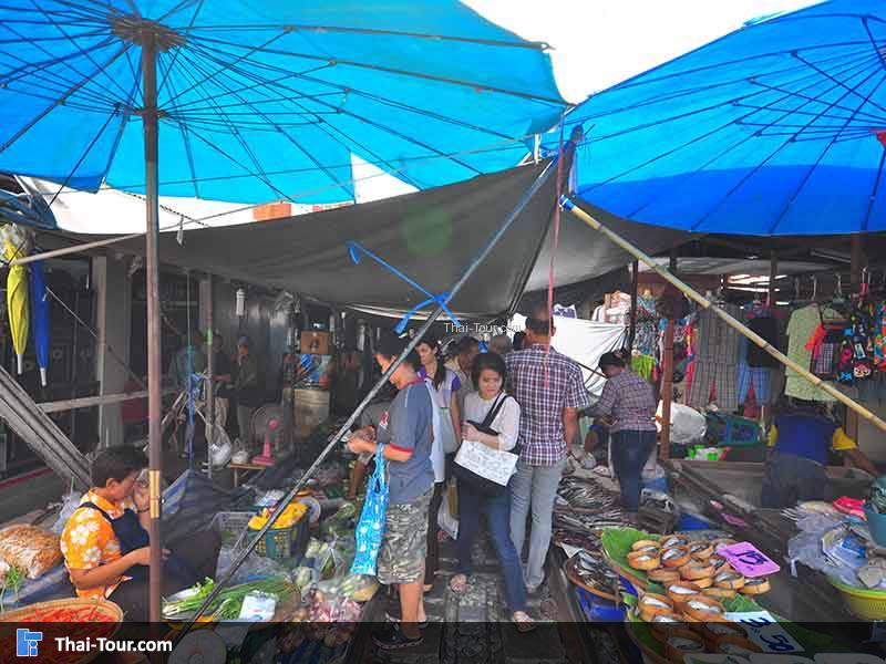 ตลาดร่มหุบ