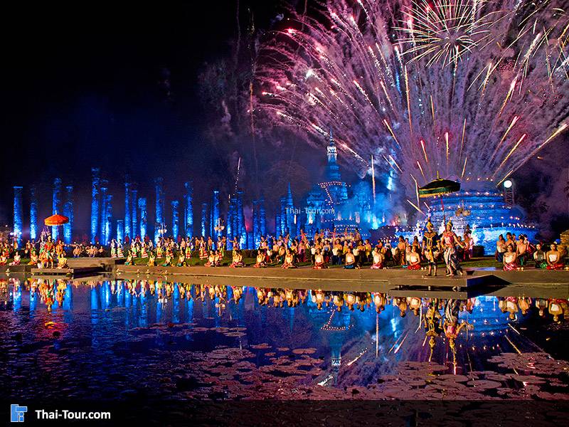 งานประเพณี ลอยกระทง เผาเทียน เล่นไฟ ประจำปี 2561