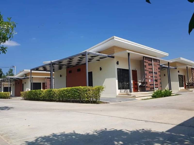 แอท เมืองพลอย รีสอร์ท