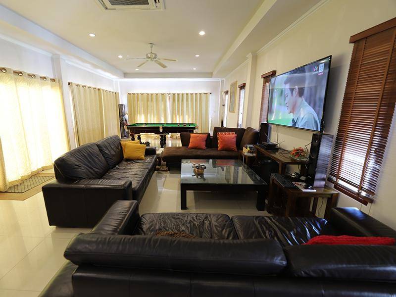 ห้องนั่งเล่น ทิวา พูลวิลล่า หัวหิน