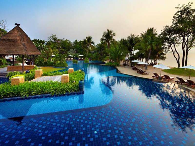 เมอเวนพิค อัสสรา วิลล่า แอนด์ สวีท