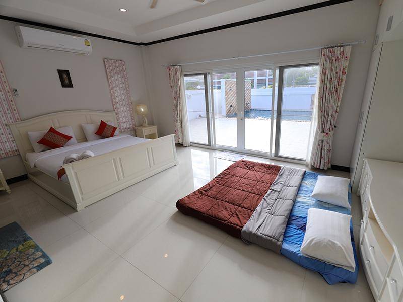 ห้องพักใน ปุณิกา พูล วิลล่า