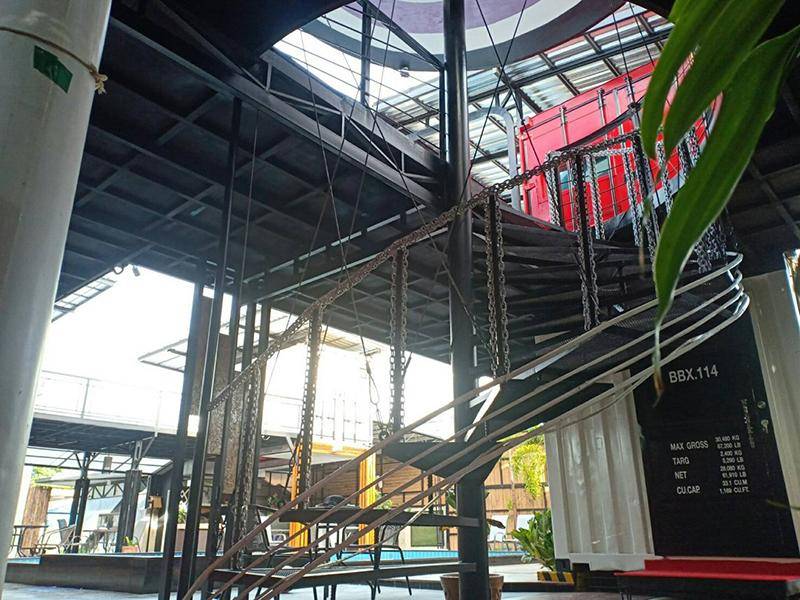 พื้นที่สำหรับจัดเลี้ยง บี ร็อค พูล วิลล่า