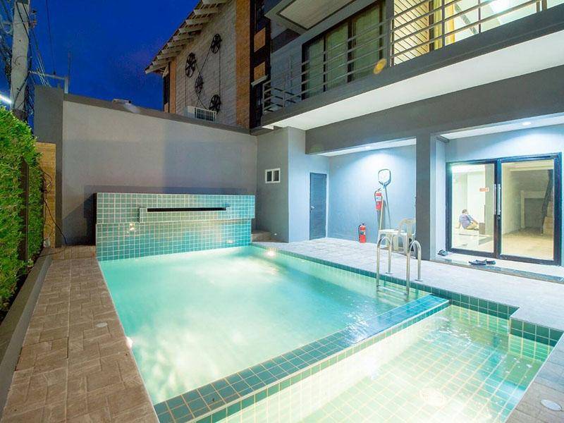 ทีที พูล วิลล่า หัวหิน