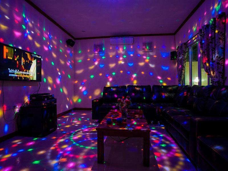 ห้องคาราโอเกะพิทูเนีย พูลวิลล่า หัวหิน