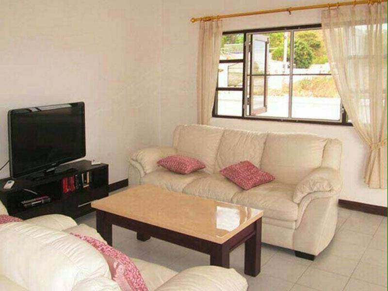 ห้องนั่งเล่นสกาย เมาน์เทน พูลวิลล่า