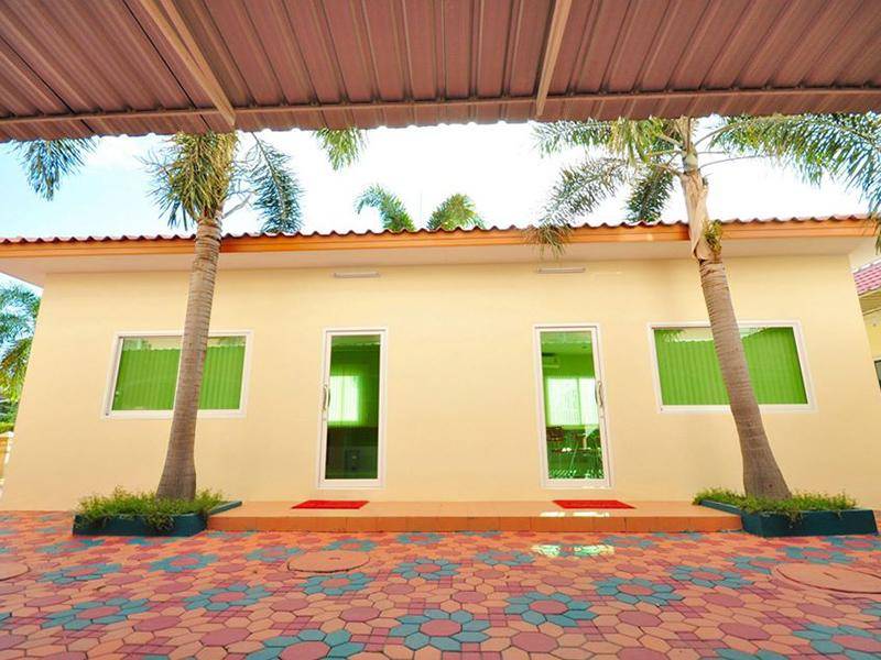 โตเกียว โฮเทล ลพบุรี