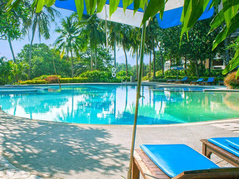 อิมพีเรียล เลควิว รีสอร์ท