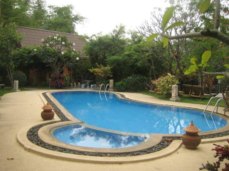 พลูธยารีสอร์ท แอนด์ สปา