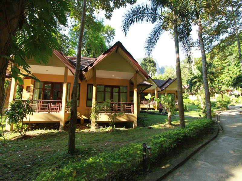 ต้นไทร เบย์ รีสอร์ท