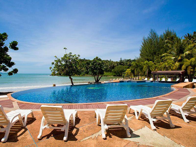 คอกวาง บีช รีสอร์ท