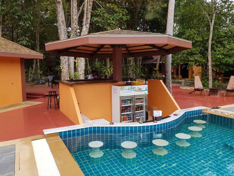 ลันตาเพิร์ลบีชรีสอร์ท