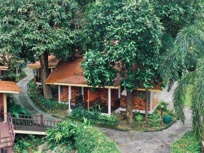 อาดัง รีสอร์ท