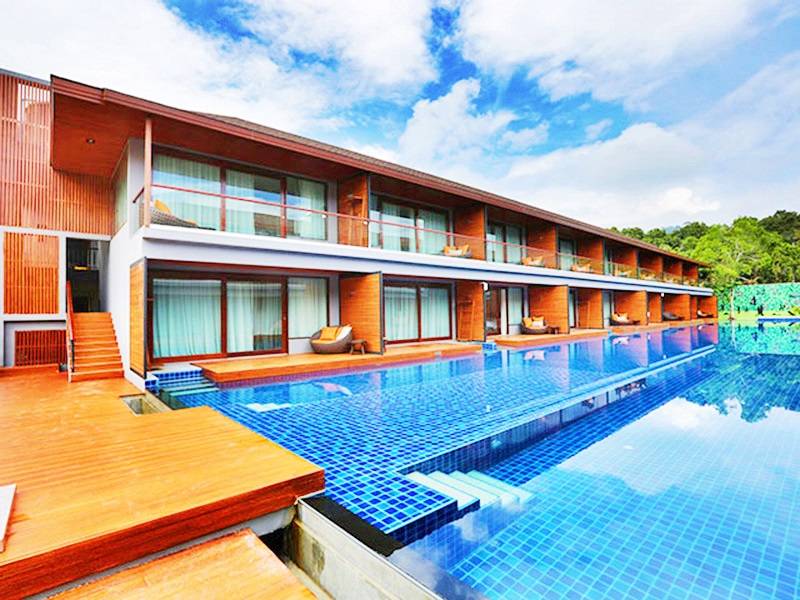  อาคีรา หลีเป๊ะ รีสอร์ท