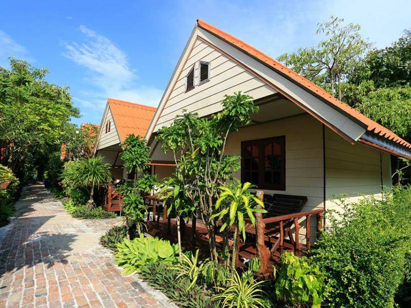 บันดาหยา รีสอร์ท