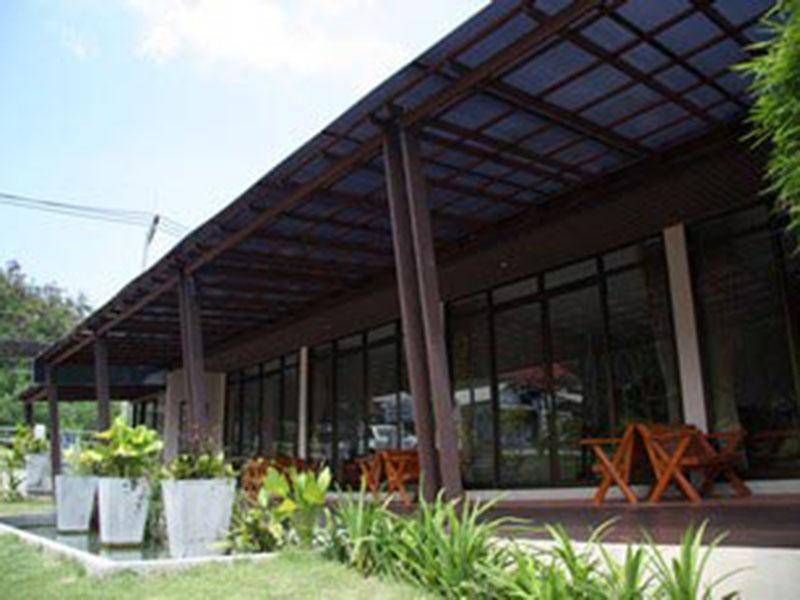 เพียว รีสอร์ท