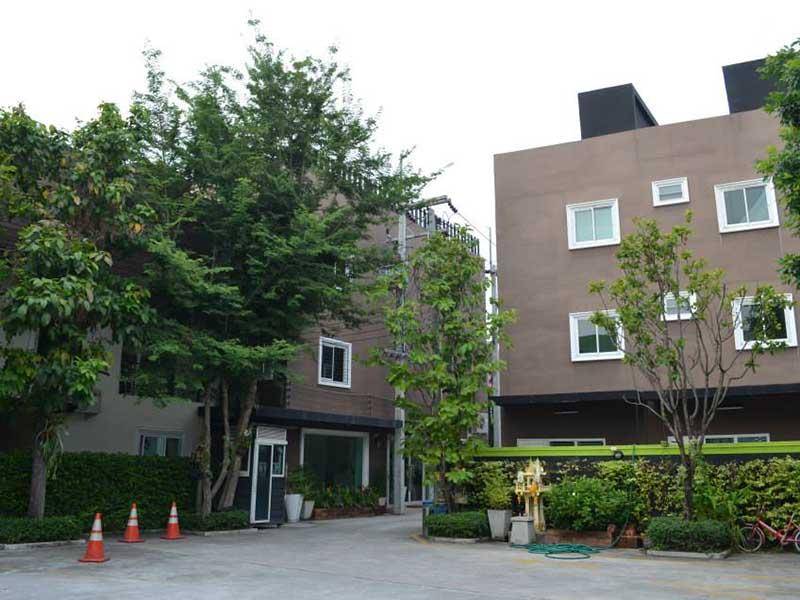 โพวาเรสซิเด็นซ์ แอนด์ บูติครีสอร์ท