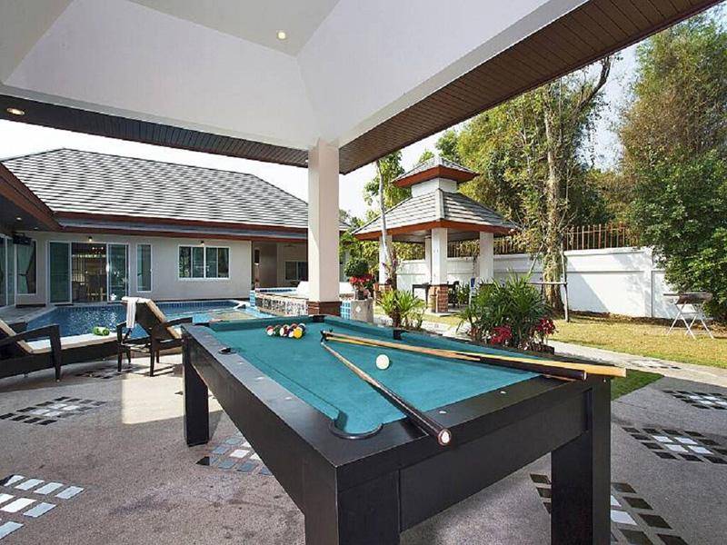 ห้องนั่งเล่น ฮอลิเดย์ วิลล่า ทีแอล 15